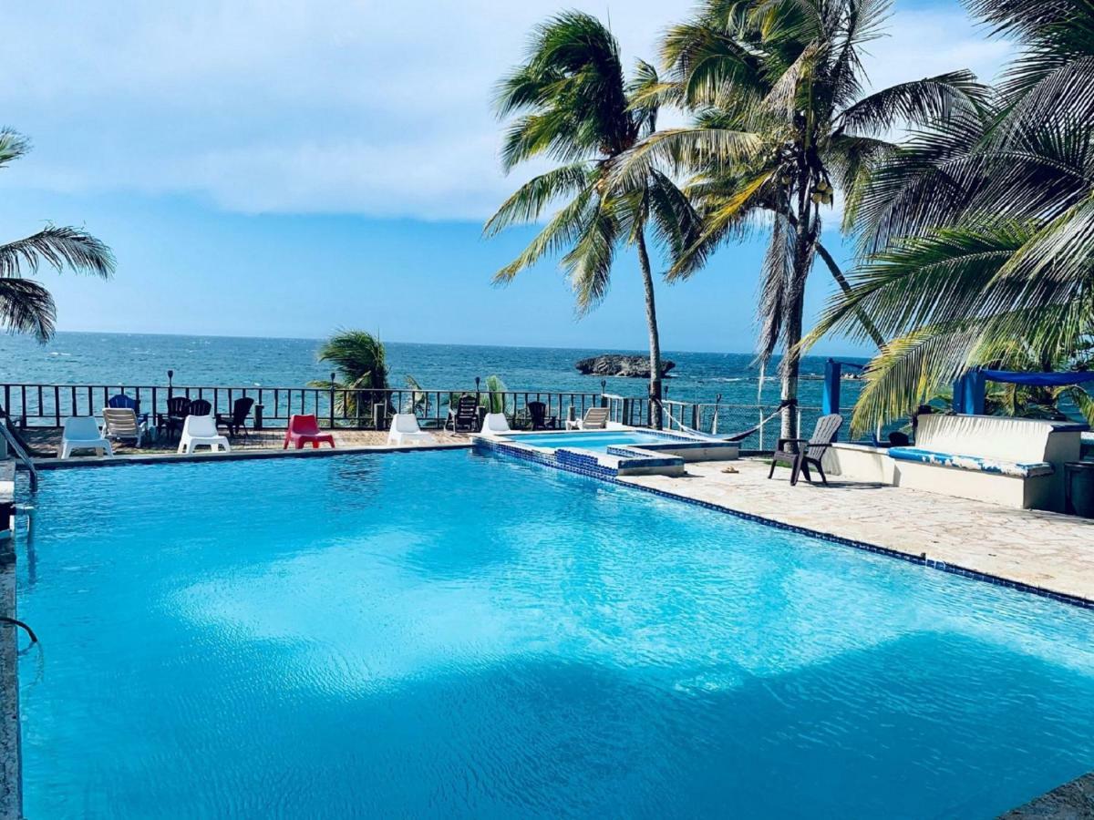 Ventana Al Atlantico At Arecibo 681 Ocean Drive Apartment Islote ภายนอก รูปภาพ